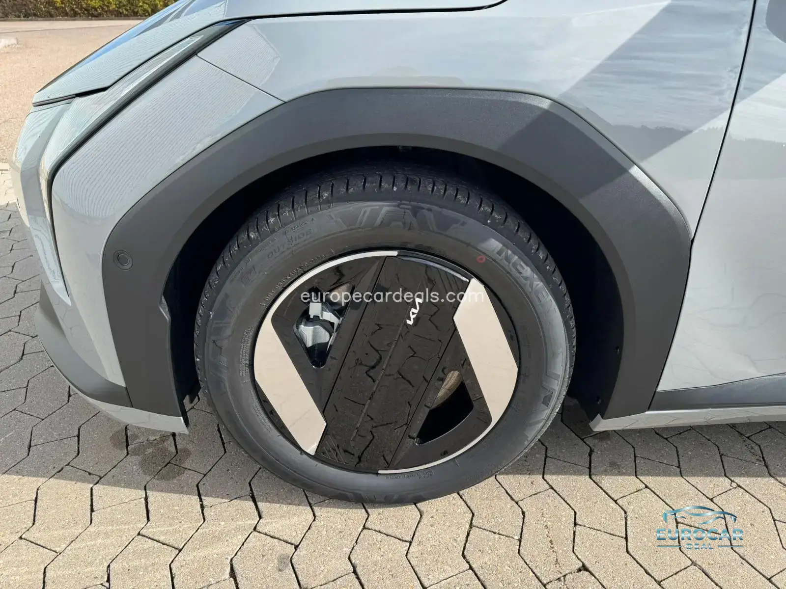 Kia EV4