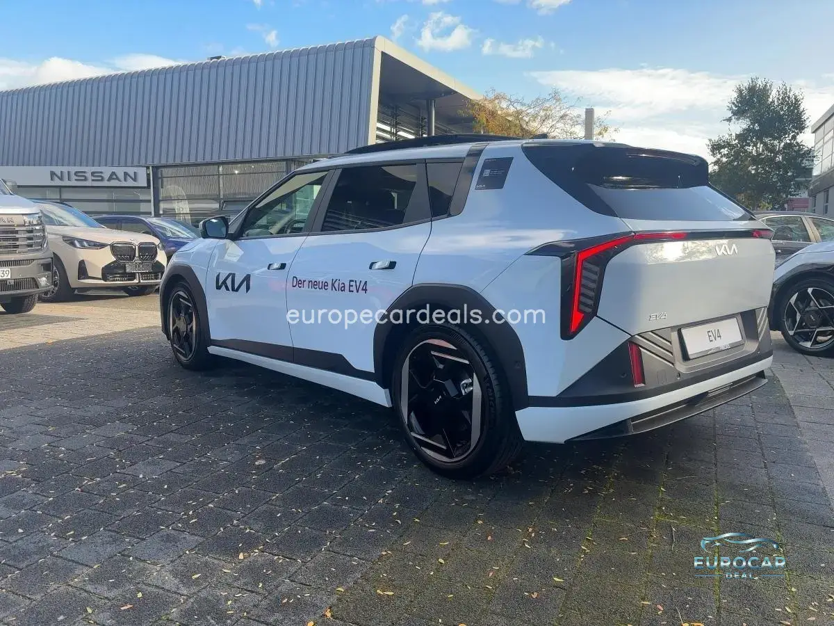 Kia EV4