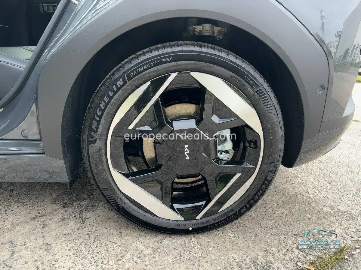 Kia EV4
