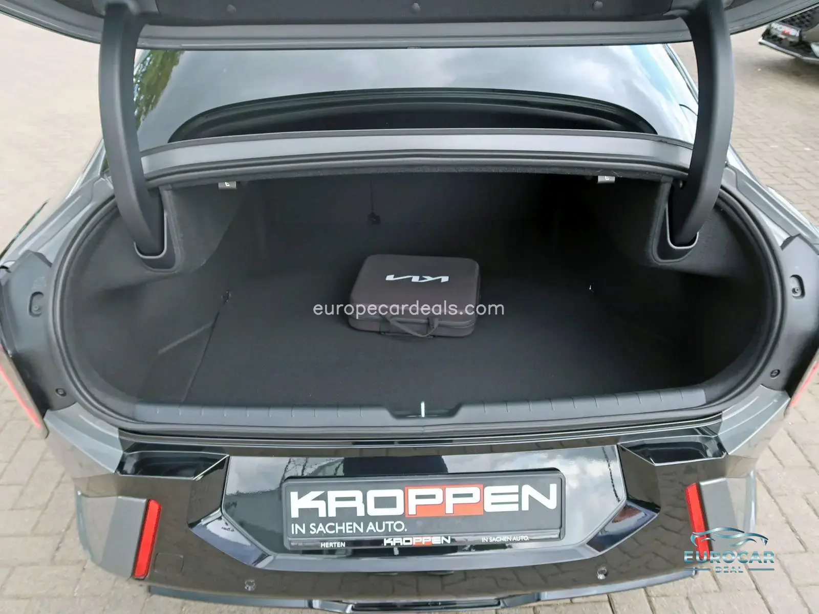 Kia EV4