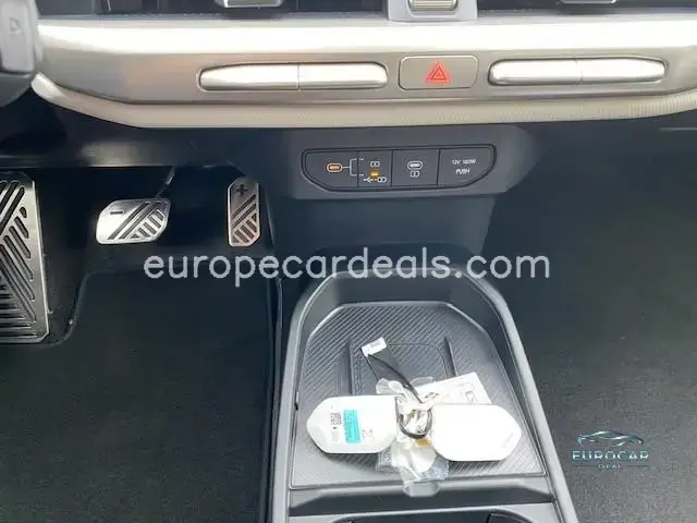 Kia EV4