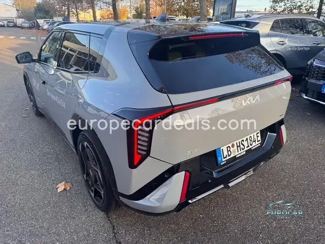 Kia EV4