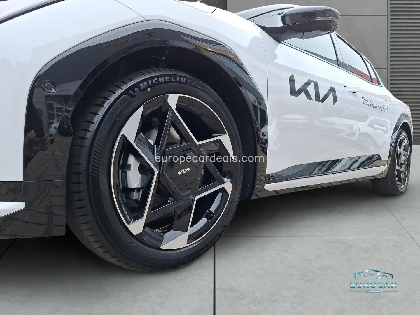 Kia EV4