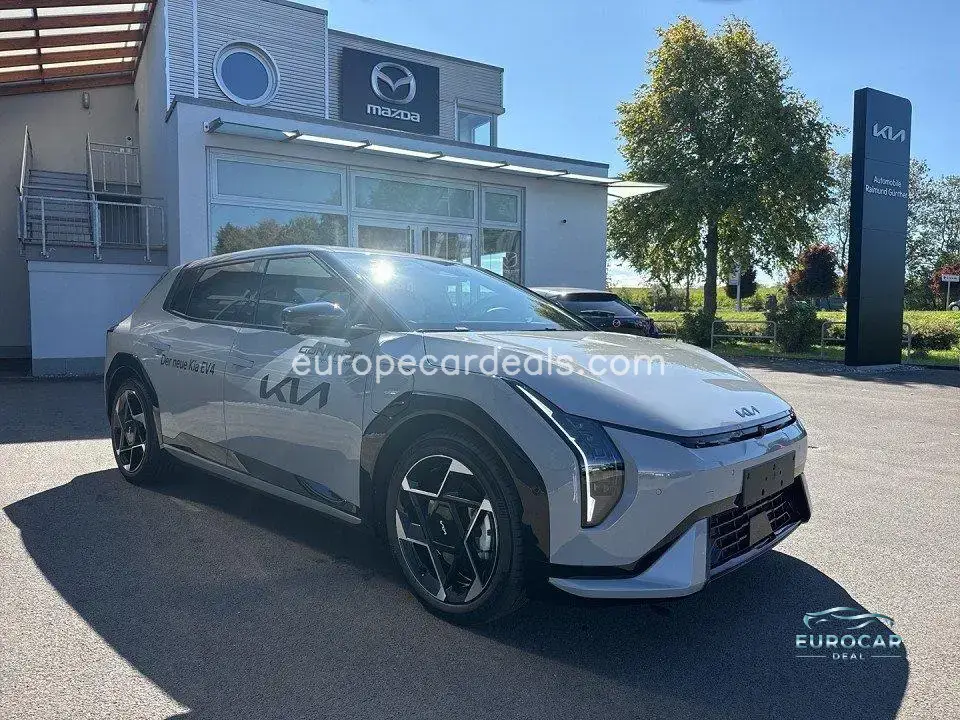 Kia EV4