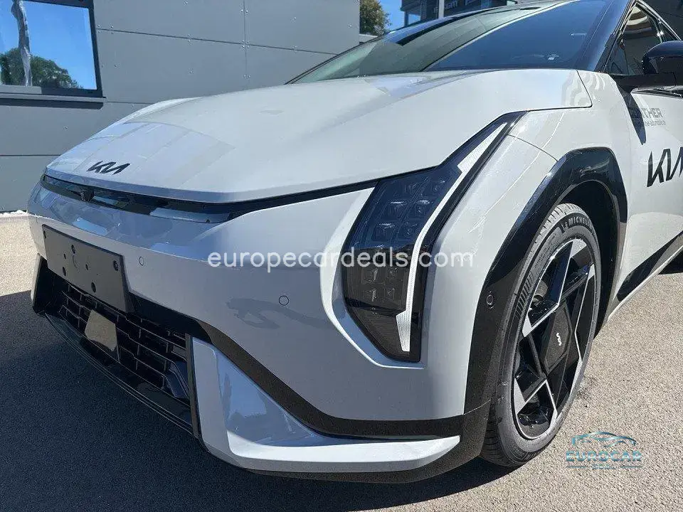 Kia EV4