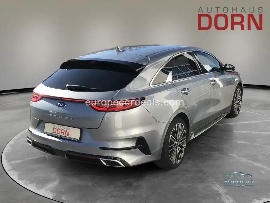 Kia pro cee’d / ProCeed