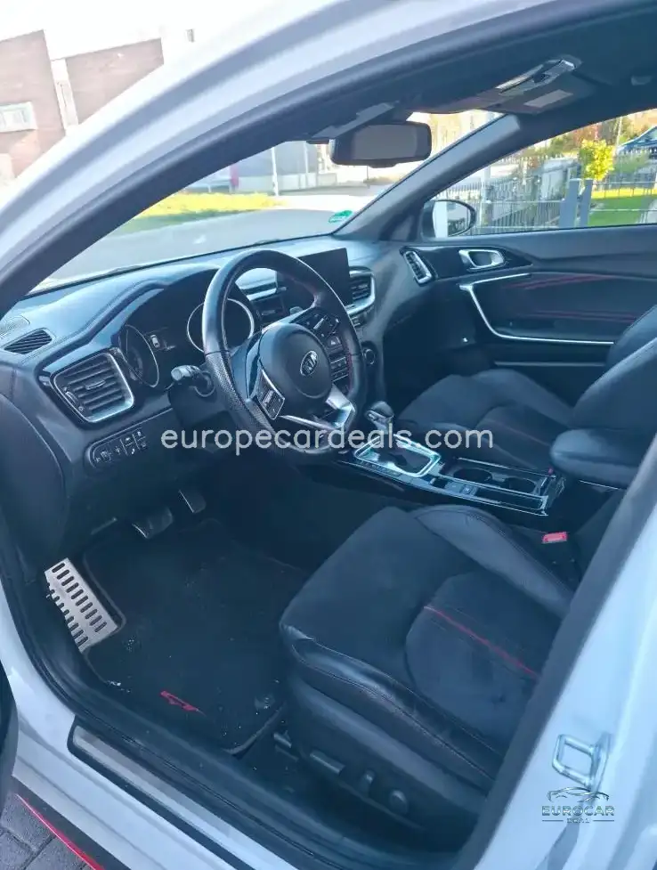Kia pro cee’d / ProCeed