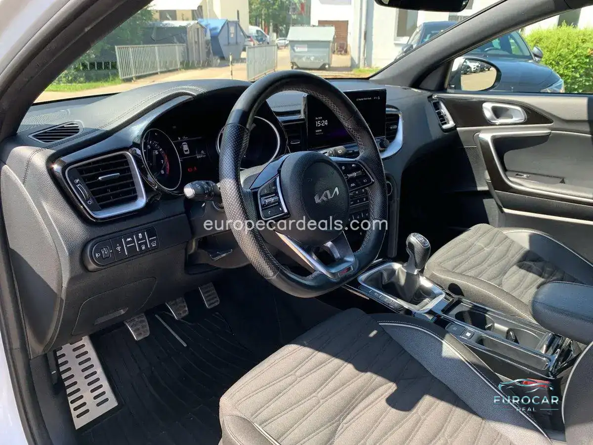 Kia pro cee’d / ProCeed