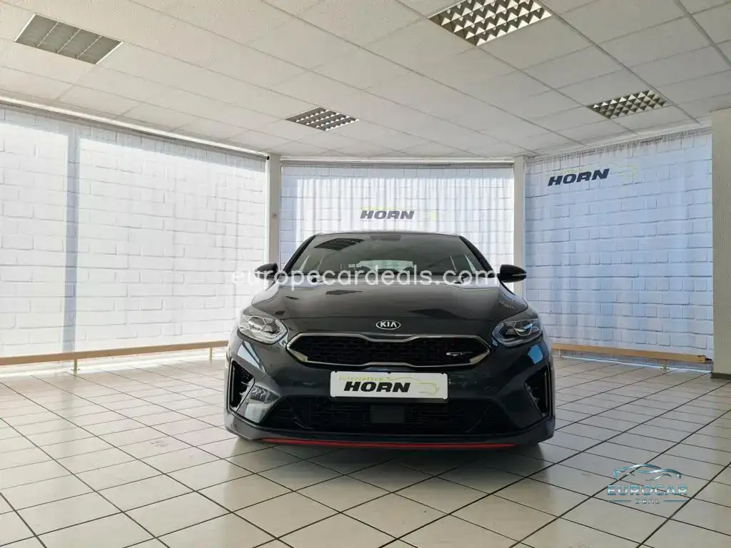 Kia pro cee’d / ProCeed