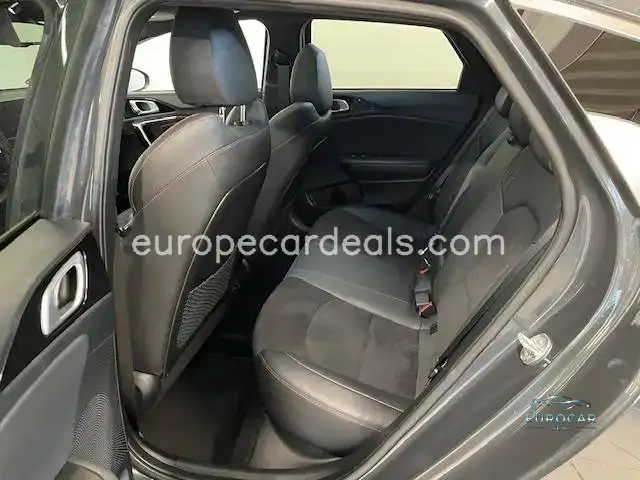 Kia pro cee’d / ProCeed