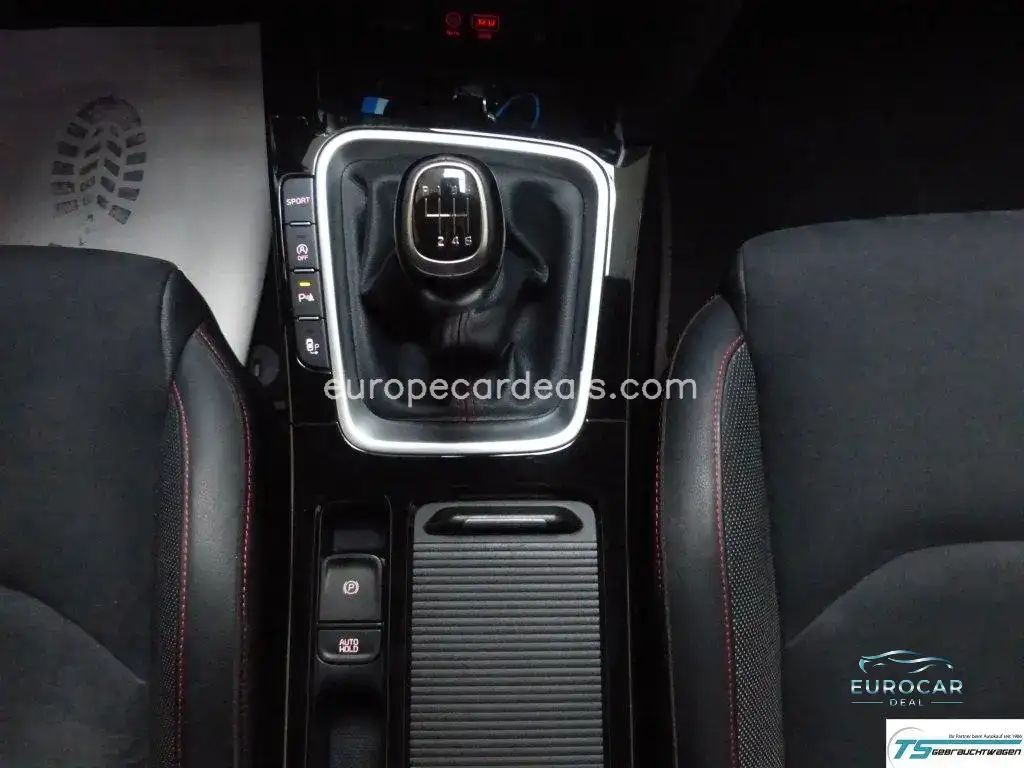 Kia pro cee’d / ProCeed