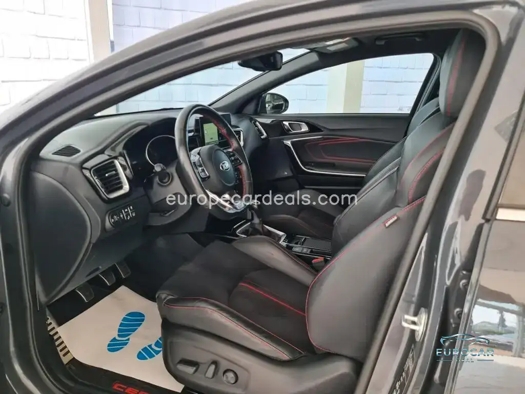 Kia pro cee’d / ProCeed