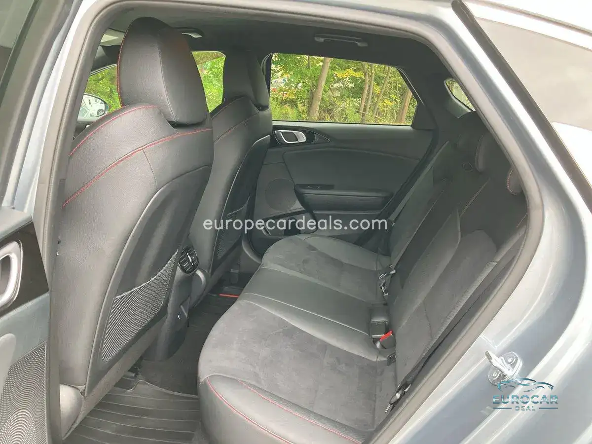 Kia pro cee’d / ProCeed