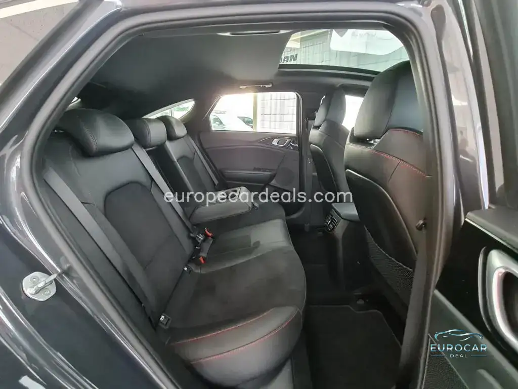 Kia pro cee’d / ProCeed