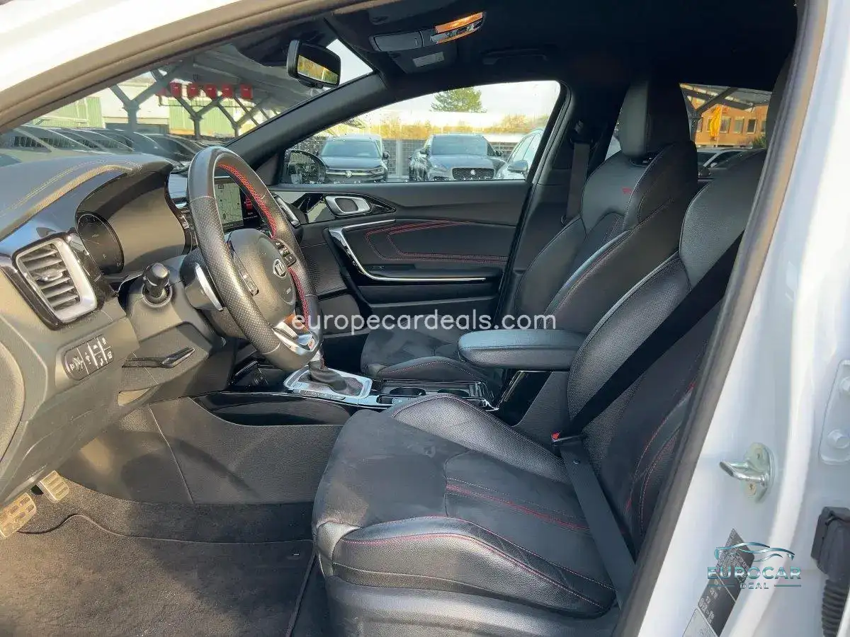 Kia pro cee’d / ProCeed