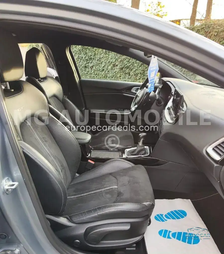 Kia pro cee’d / ProCeed