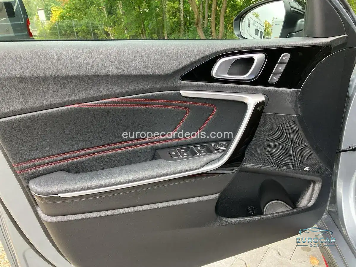 Kia pro cee’d / ProCeed