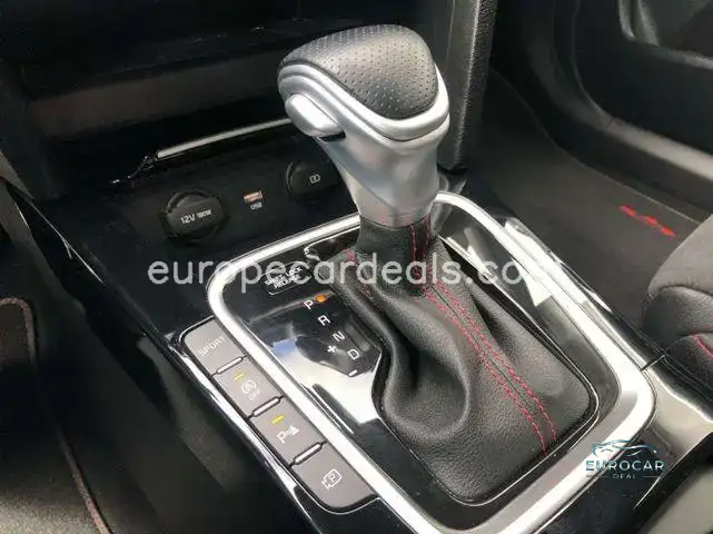 Kia pro cee’d / ProCeed