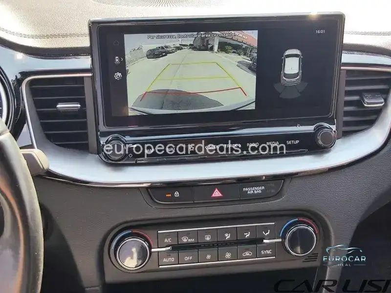 Kia XCeed