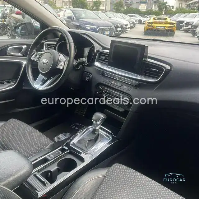 Kia XCeed