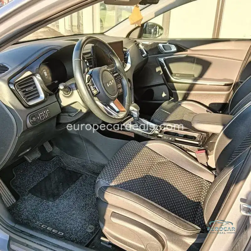 Kia XCeed