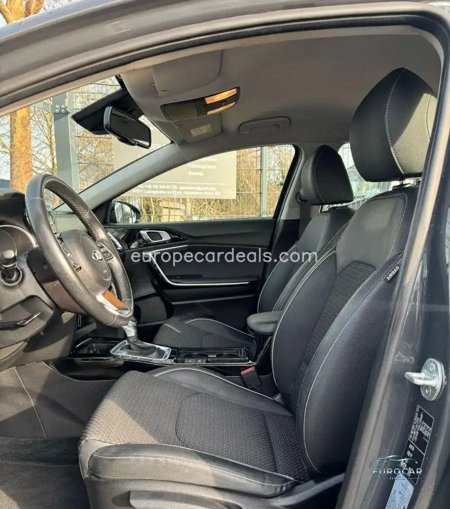 Kia XCeed