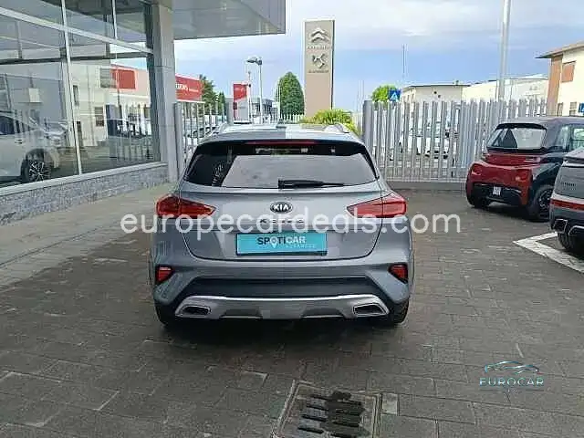Kia XCeed