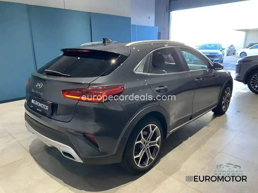 Kia XCeed