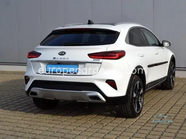 Kia XCeed
