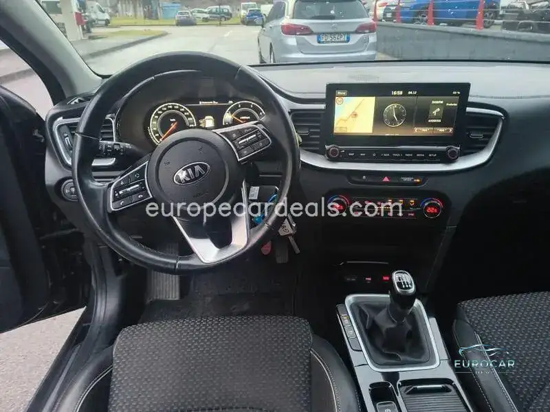 Kia XCeed