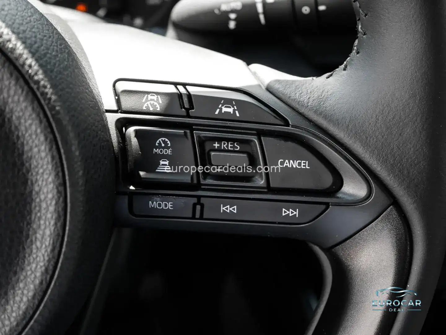 Mazda 2 Hybrid