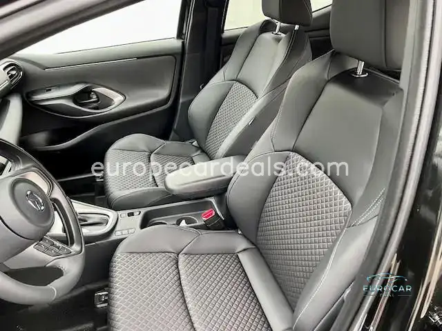 Mazda 2 Hybrid
