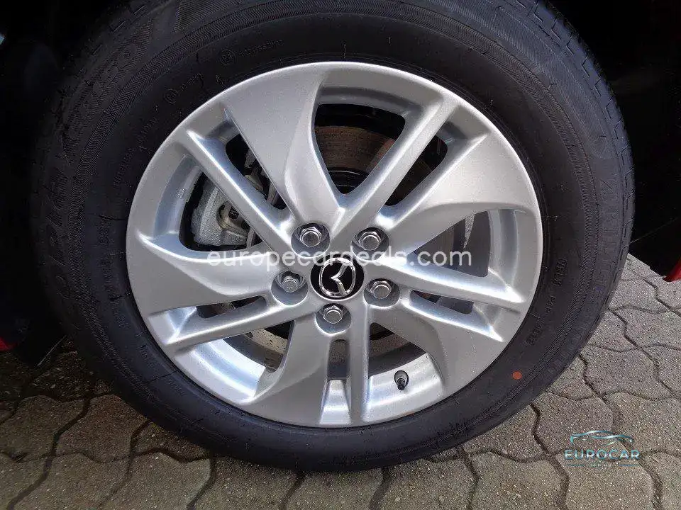 Mazda 2 Hybrid