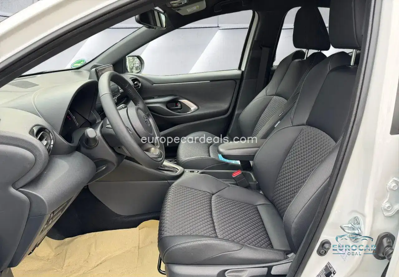 Mazda 2 Hybrid