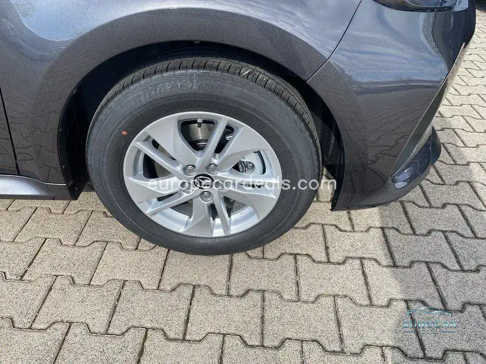 Mazda 2 Hybrid