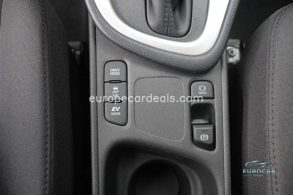 Mazda 2 Hybrid