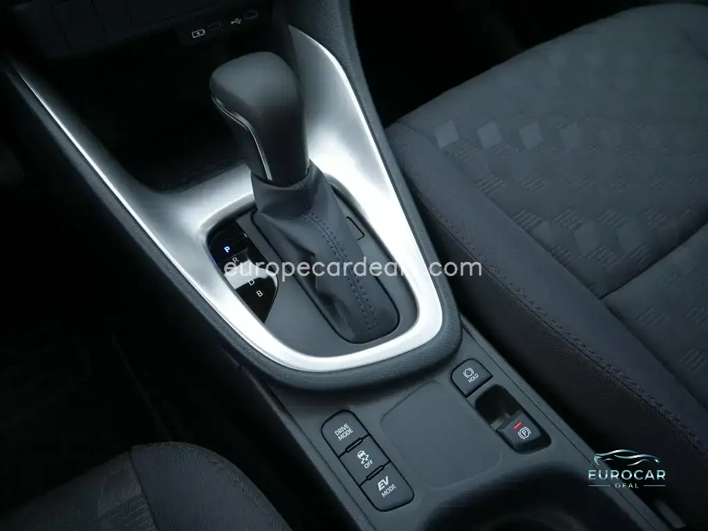 Mazda 2 Hybrid