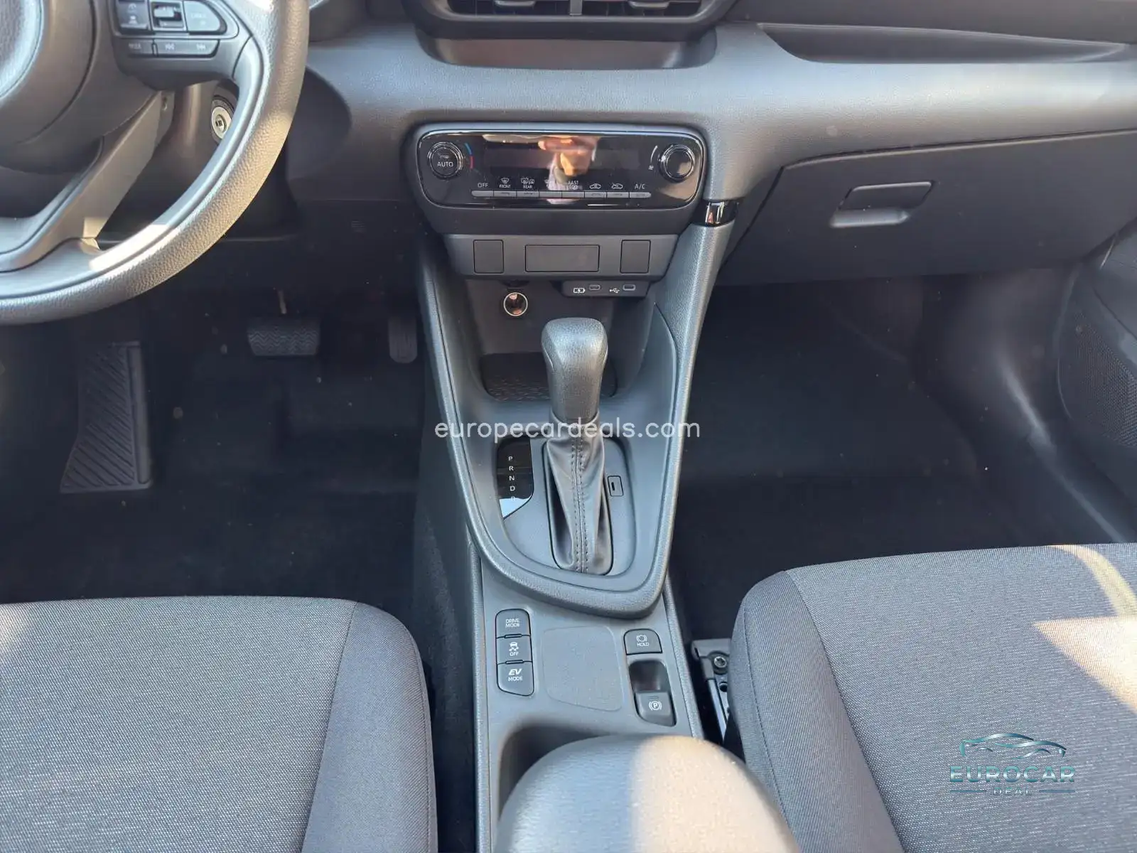 Mazda 2 Hybrid