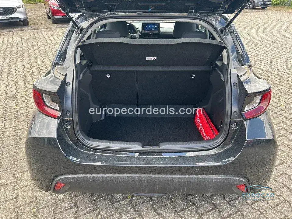 Mazda 2 Hybrid