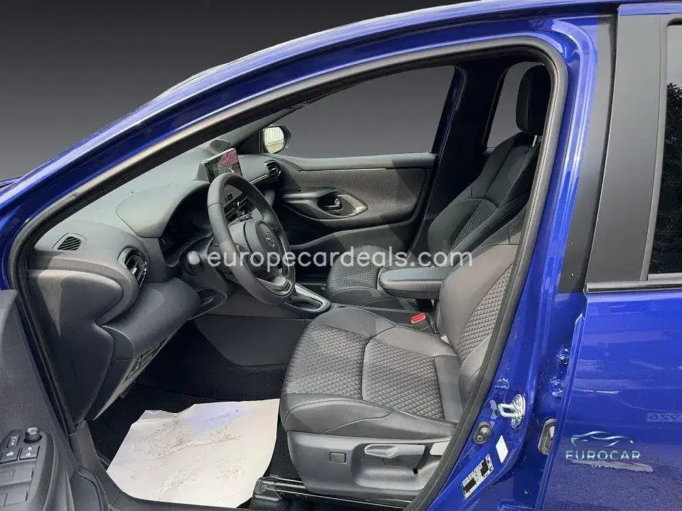 Mazda 2 Hybrid
