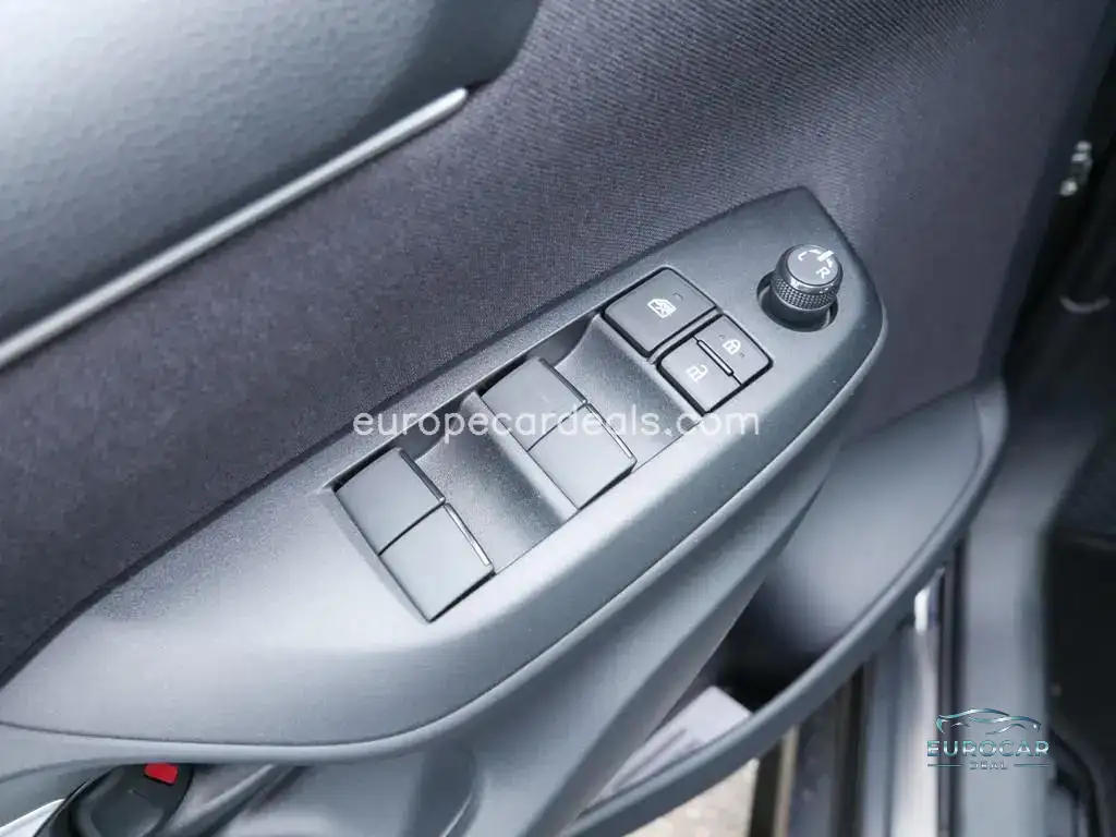 Mazda 2 Hybrid