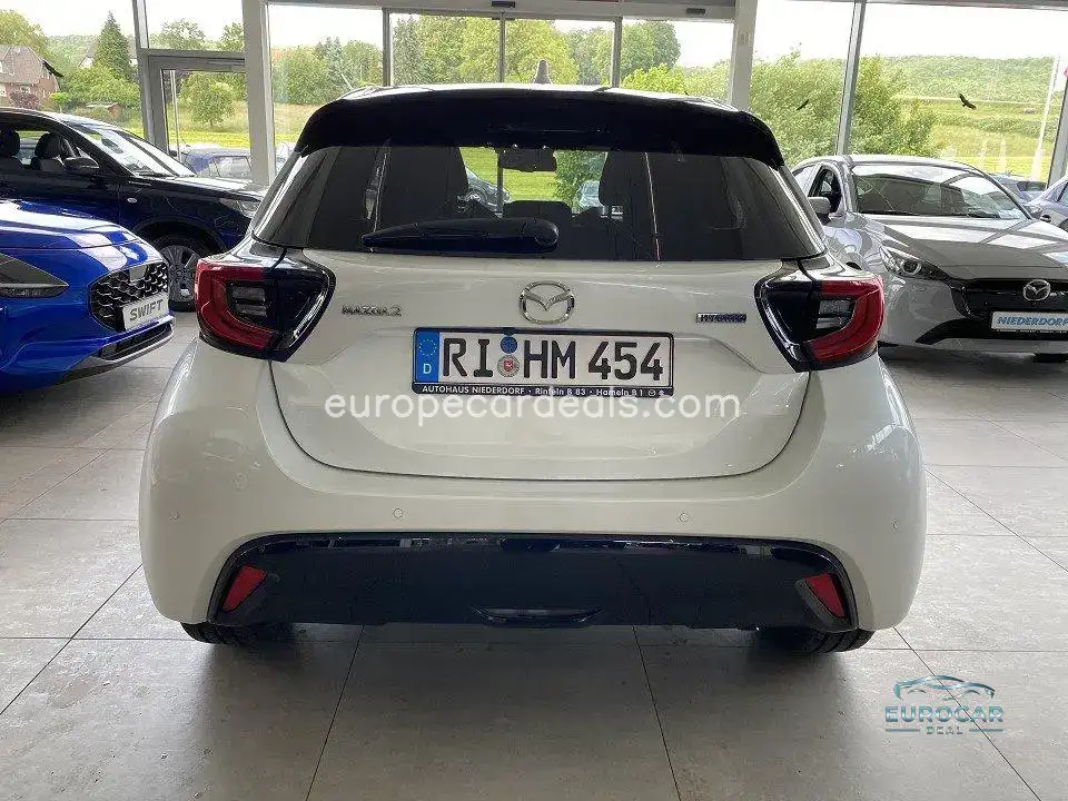 Mazda 2 Hybrid