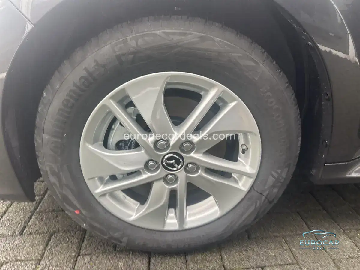 Mazda 2 Hybrid