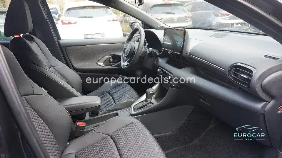 Mazda 2 Hybrid