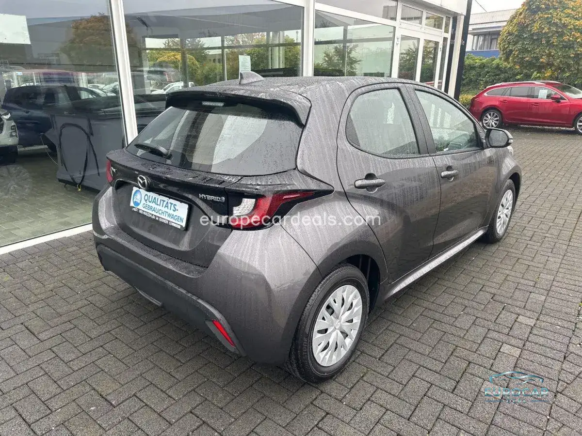 Mazda 2 Hybrid