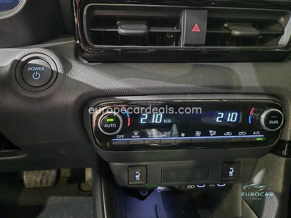 Mazda 2 Hybrid