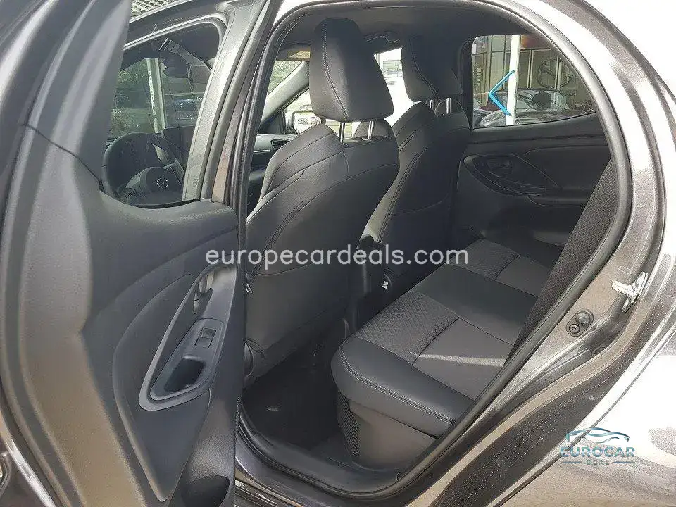Mazda 2 Hybrid
