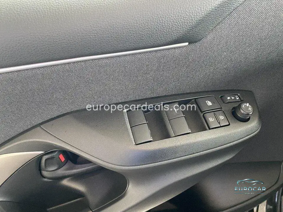 Mazda 2 Hybrid