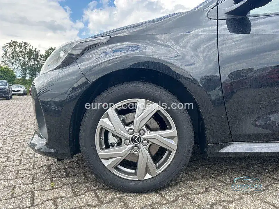Mazda 2 Hybrid