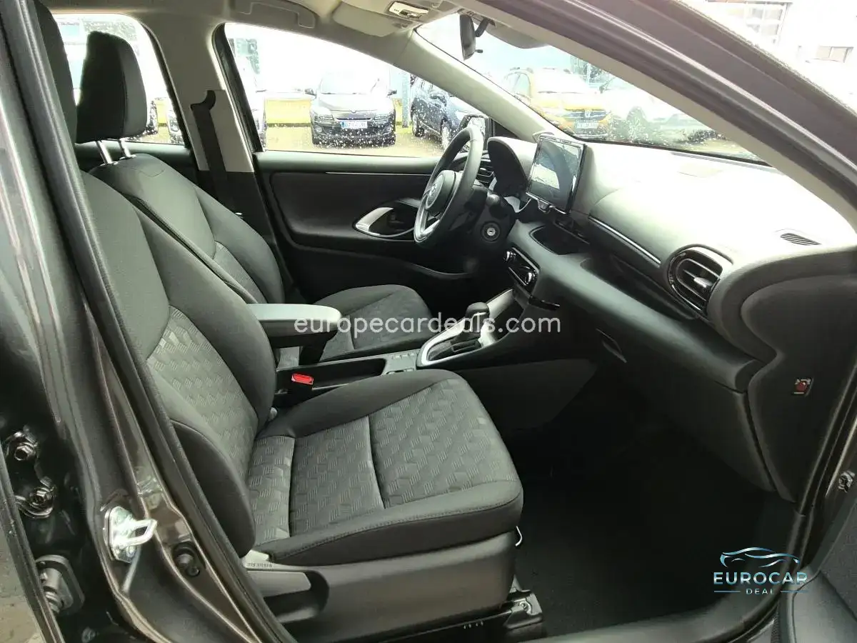 Mazda 2 Hybrid